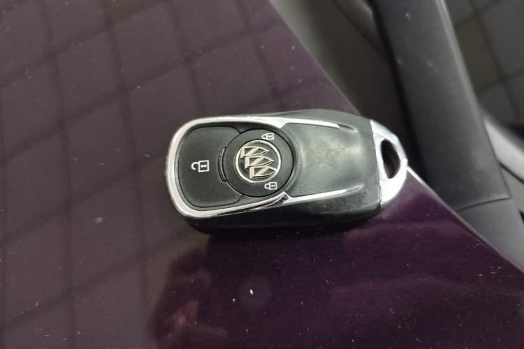 Used Buick GL6 2021 323T Mild Hybrid Connect Luxury Model