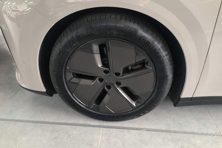 Used Li Auto i8 2025 Model Standard Version