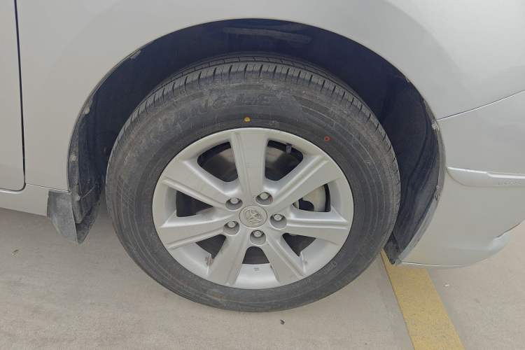 Used Toyota Verso 2014 Starlight 180E CVT Elite Multi-Function Edition