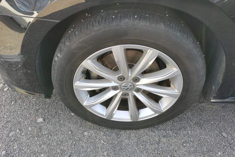 Used Volkswagen Passat 2017 330TSI DSG Luxury Edition
