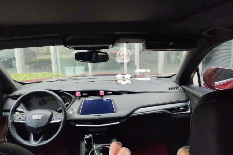 Used Cadillac XT4 2021 28T Two-Wheel Drive Leading Version Headliner