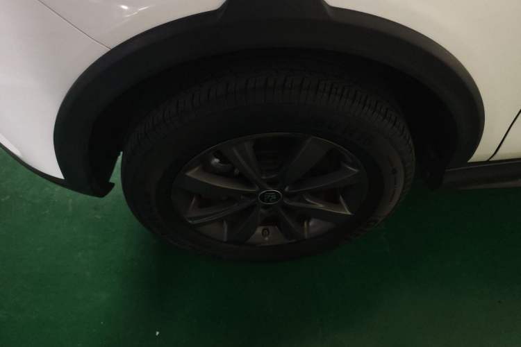 Used BYD Yuan New Energy 2019 EV360 Smart Connect Enjoyment Model Left Front Wheel Hub