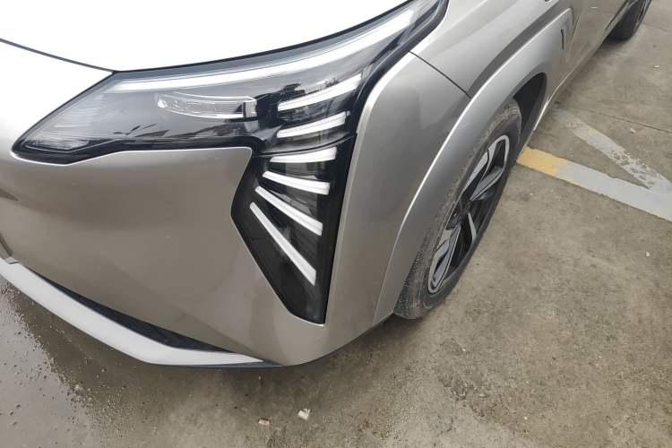 Used AION Y 2025 Plus 510 Smart Edition Left Front Headlight