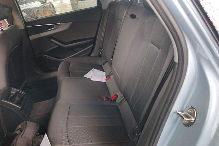 Used Audi A4L 2018 30th Anniversary Edition 40 TFSI Trendy Model
