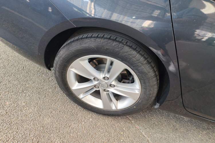 Used Buick Regal 2019 20T Elite Version China VI Standard Right Rear Wheel Hub