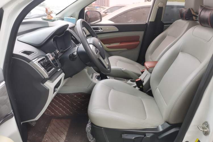 Used HYOSOW H3 2016 H3F 1.5L Manual Prestige Edition Left Front Seat