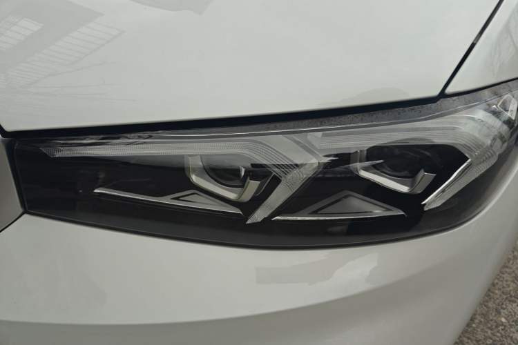 Used BMW i3 2022 eDrive 35 L
