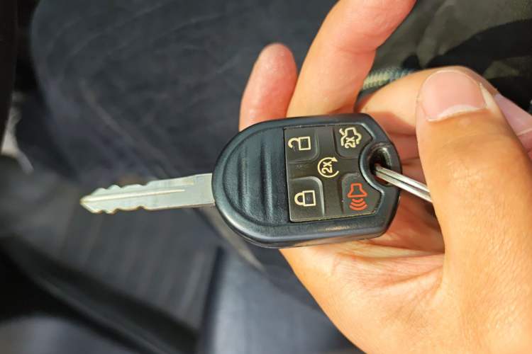 Used Ford Edge 2012 2.0T Elite Sunroof Edition Vehicle Key