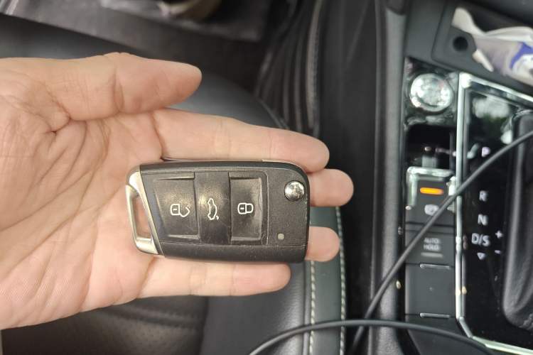 Used Volkswagen Lamando 2017 280TSI DSG Luxury Edition
