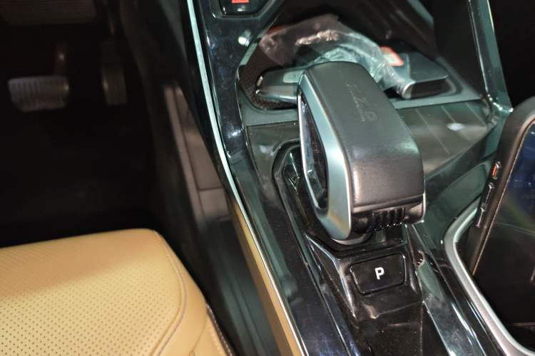 Used Geely Auto FX11 2023 1.5TD DCT Prestige Edition