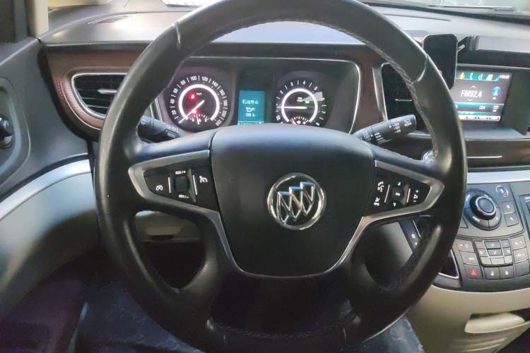 Used Buick GL8 2018 28T Luxury Model China VI Standard