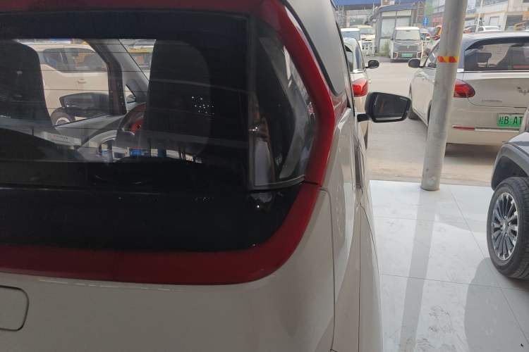 Used Baojun E200 2019 250KM Smart Enjoyment Version Exterior 3