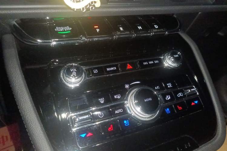 Used Lincoln Corsair 2020 2.0T Two-Wheel Drive Luxury Edition