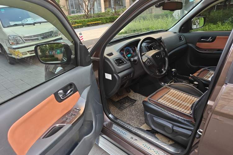 Used Haima S7 2015 2.0L Automatic Smart Enjoyment Version Driver Seat