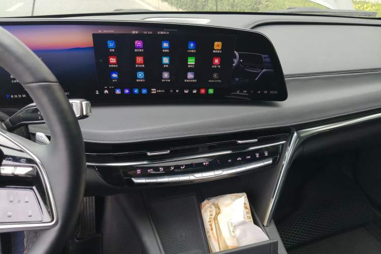 Used Cadillac CT6 2023 28T Luxury Version