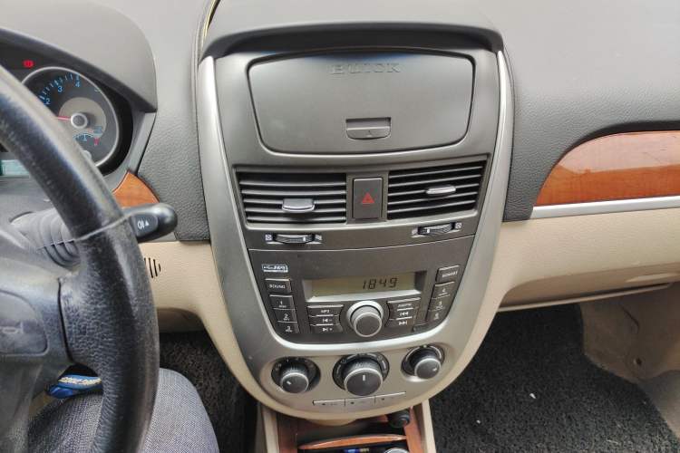 Used Buick Excelle 2013 1.5L Automatic Luxury Model
