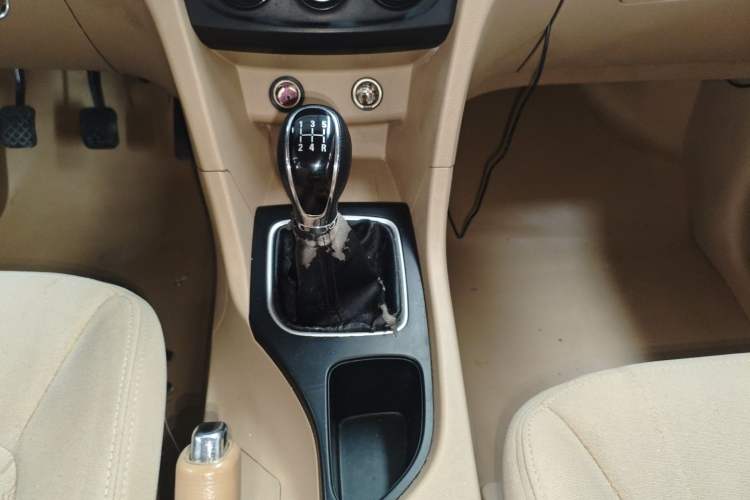 Used Baojun 730 2016 1.5L Manual Value Edition 7 Seats China V Emission Standard