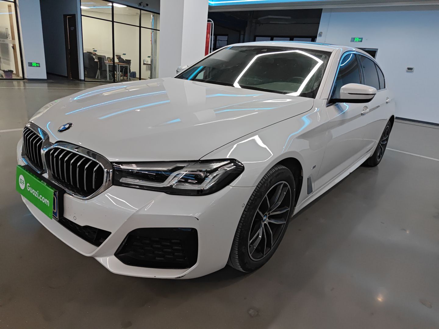 Parte inferior delantera