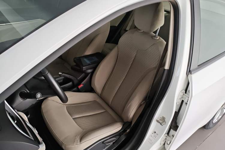 Used Buick GT 2015 15N Manual Entry-Level Trim