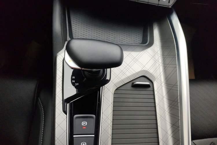 Used Geely Auto Preface 2023 2.0TD Luxury Version