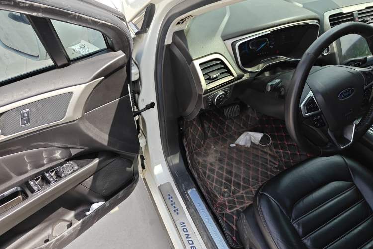 Used Ford Mondeo 2013 2.0L GTDi 200 Luxury Model