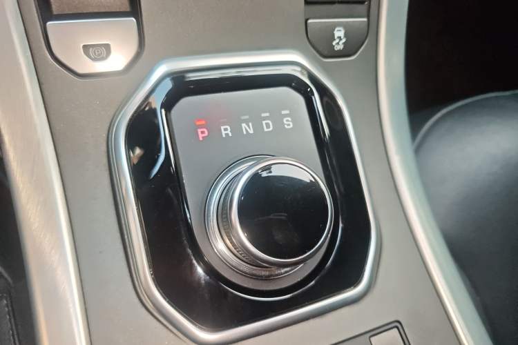 Used Land Rover Range Evoque 2018 240 PS SE Smart Brilliance Edition