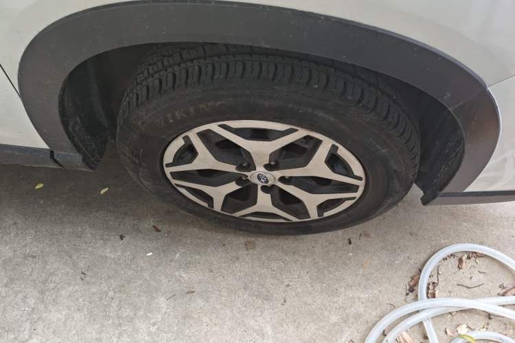 Used Subaru Forester 2019 2.0i Luxury Edition EyeSight Right Front Wheel Hub