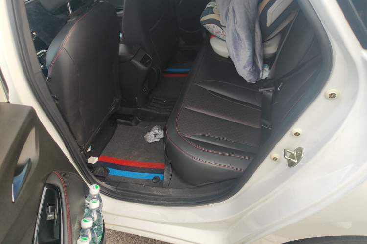 Used Buick Verano 2023 Pro GS Hunter Wind Edition Left Rear Seat