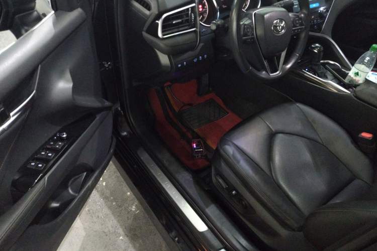 Used Toyota Camry 2019 Revised Version 2.0G Luxury Edition