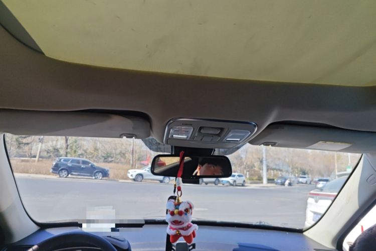 Used Geely Auto Emgrand X7 Sport 2016 1.8TD Automatic ZhiShang Model Headliner