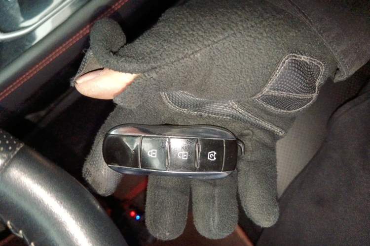 Used Dongfeng Fengon 580 2021 Revised ☆ Star Edition 1.5T Automatic Luxury Version
