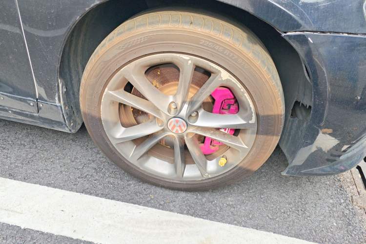 Used Volkswagen Scirocco 2010 2.0 TSI Sport Edition Right Front Wheel Hub