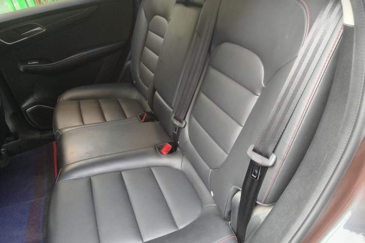 Used MG Pilot 2021 300TGI Automatic Two-Wheel Drive Fuel-Efficient Luxury Edition