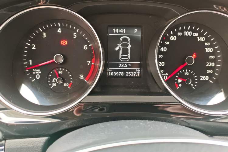 Used Volkswagen Sagitar 2018 280TSI DSG Ignite Edition Odometer Close Up