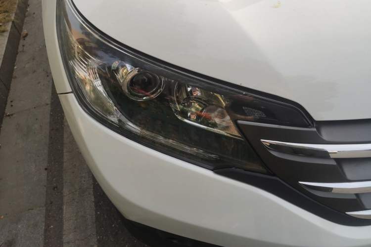 Used Honda CR-V 2013 2.4L two-wheel drive luxury version Right Front Headlight