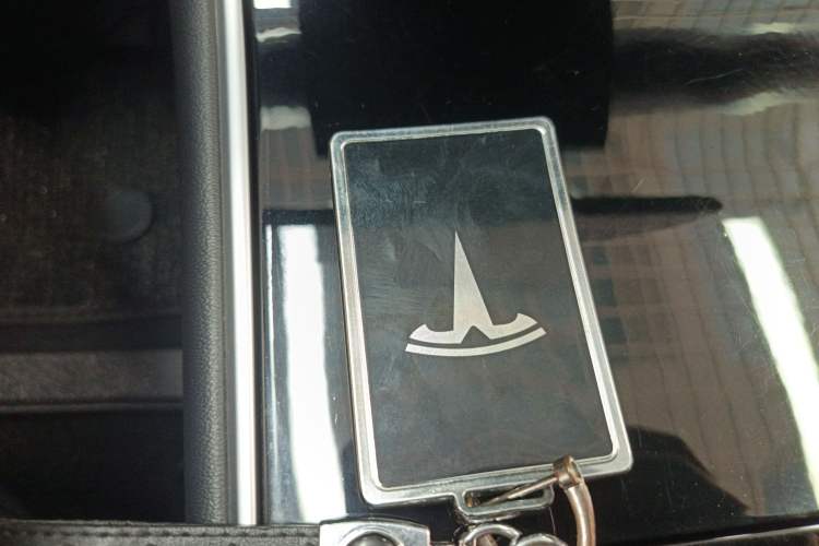 Used Tesla Model 3 2019 Standard Range Rear-Drive Upgraded Version Vehicle Key