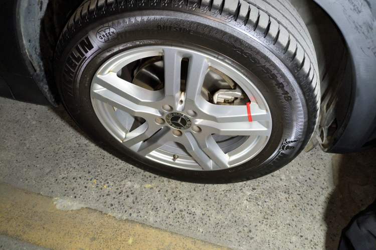 Used Mercedes-Benz GLB 2021 GLB 200 Dynamic Edition Right Front Wheel Hub