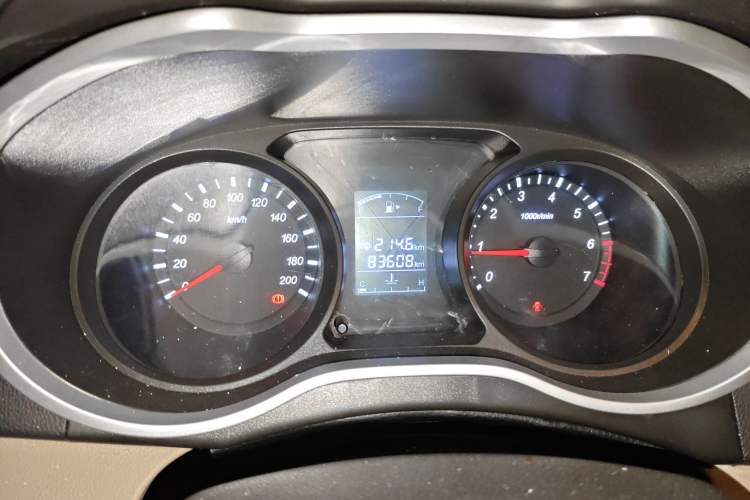 Used Jinbei 750 2015 1.5L Comfort Model
