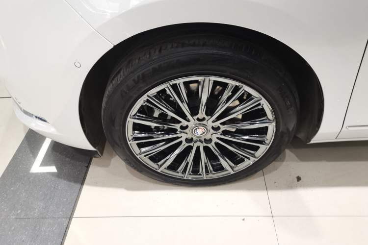 Used Buick GL8 2022 ES Landtrek 653T Luxury Edition
