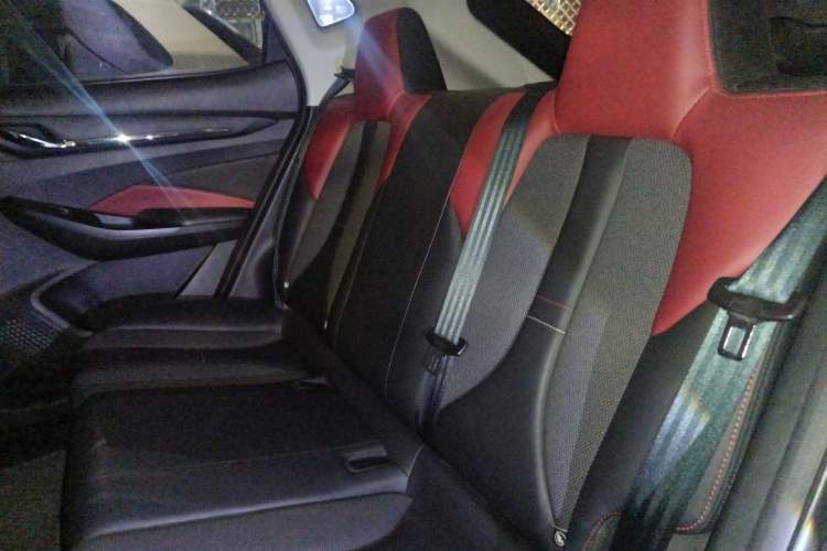 Used Oshan X5 2021 1.5T DCT Prestige Edition
