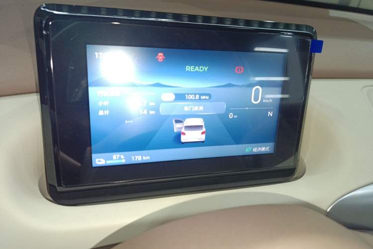 Used Wuling Hongguang MINIEV 2025 Four-Door Version Advanced Edition