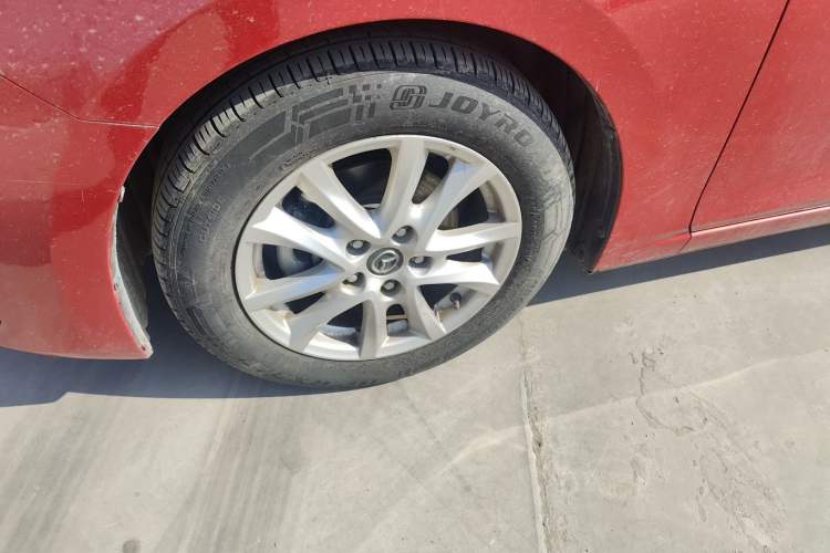 Used Mazda Mazda 3 Axela 2016 Sedan 1.5L Automatic Luxury Model
