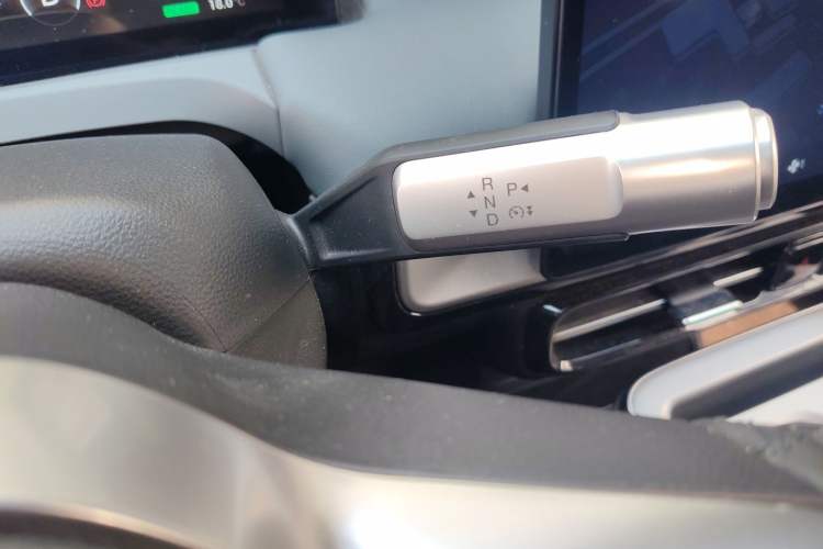 Used AION Y 2023 Plus 510 Enjoy Edition