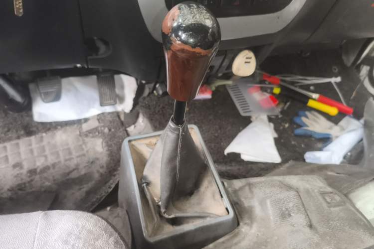 Used King Long Golden Way 2018 2.0L Van Series 4G20
