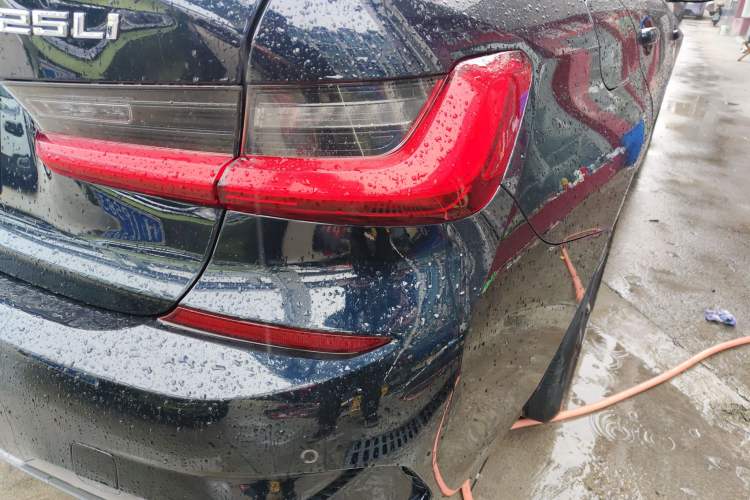 Used BMW 3 Series 2021 Facelifted 320Li M Sport Package Exterior 3