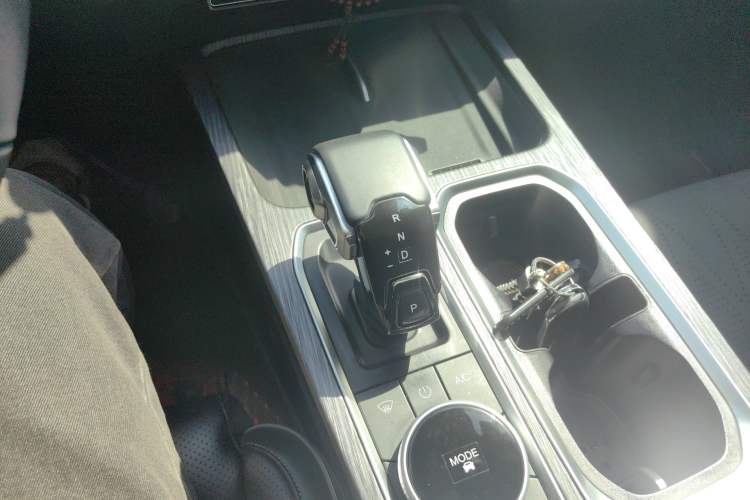 Used Chery Explore 06 2023 YUEYE Edition 1.6T Four-Wheel Drive Adventure Gear Lever