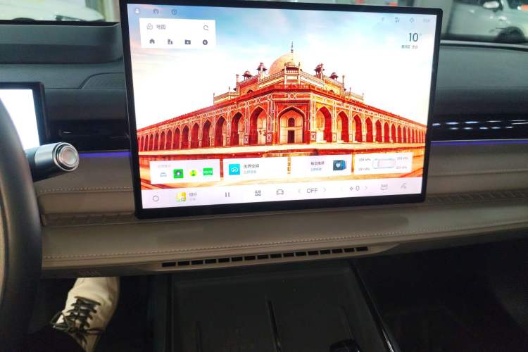 Used Geely Galaxy Galaxy 8 2025 130km EM-P Starship Edition