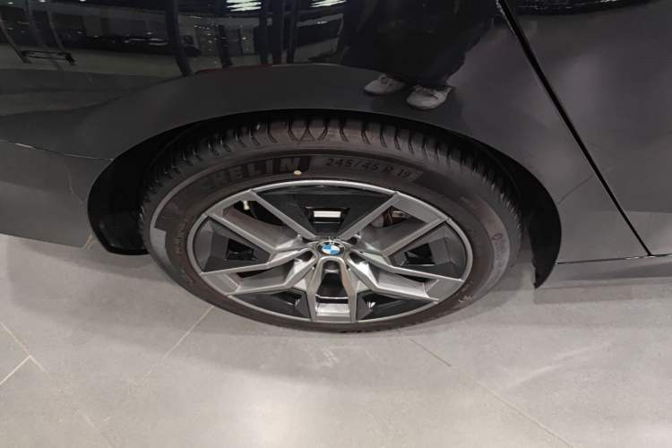 Used BMW 5 Series 2024 530Li Leading Luxury Package
