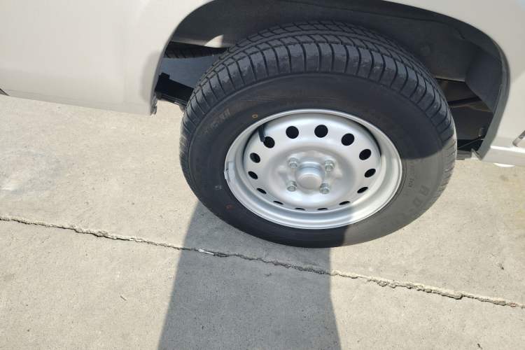 Used Wuling Zhiguang 2023 1.5L Practical Version 5/7 Seats
