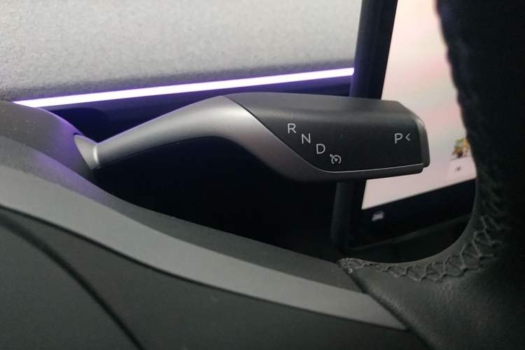 Used Tesla Model Y 2023 Rear-Wheel-Drive Version
